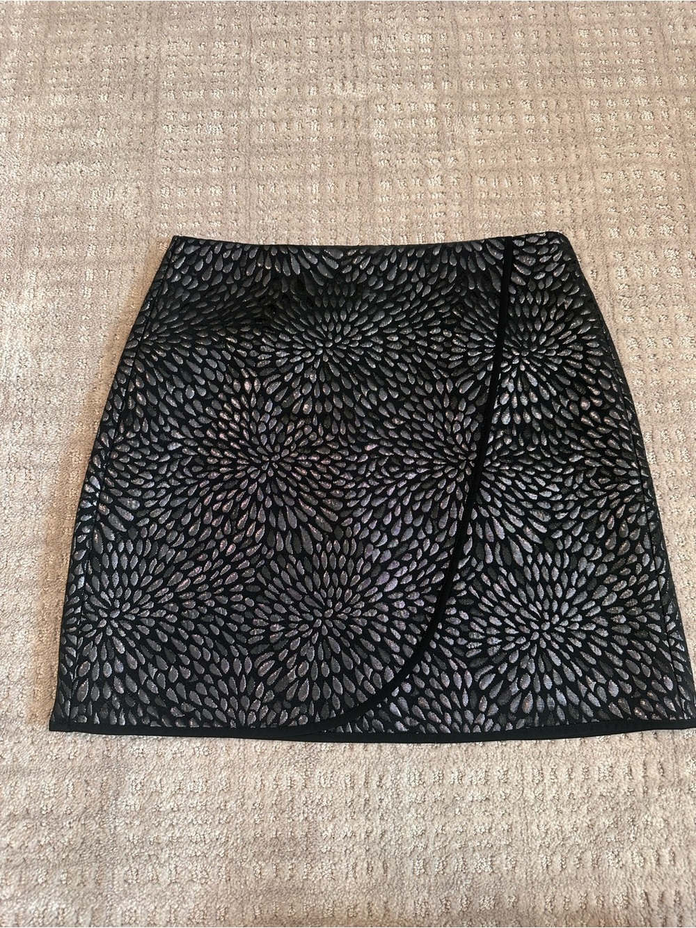 LOFT Black Metallic Floral-Pattern Mini Skirt